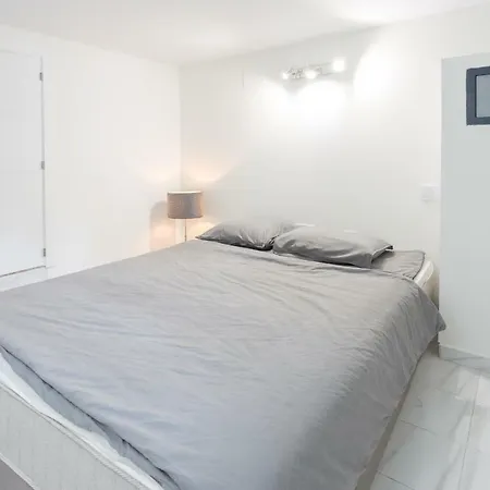 Aldea Blanca Puerto Banus