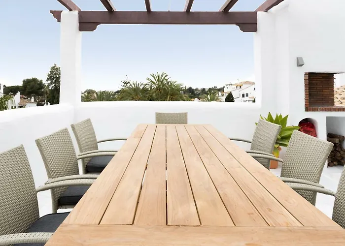 Aldea Blanca Puerto Banus *