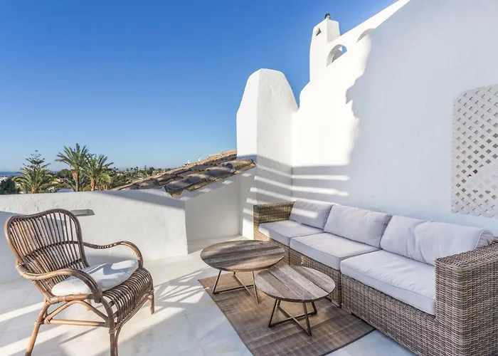 Aldea Blanca Puerto Banus *